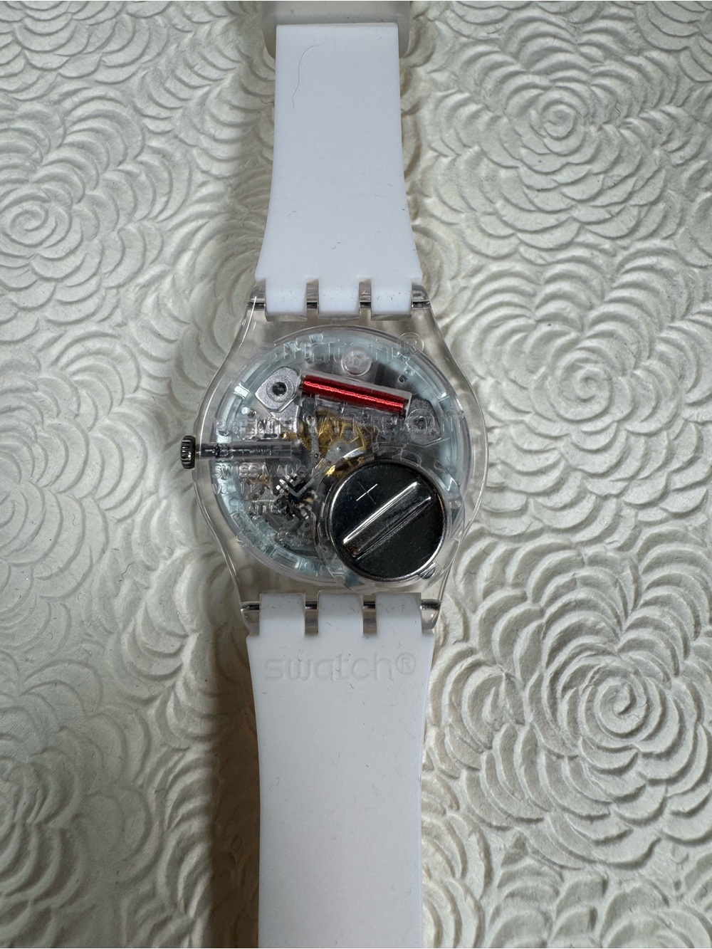 SWATCH Ultrarose Standard GE714 pink and white watch with date/day. - Picture 6 of 8
